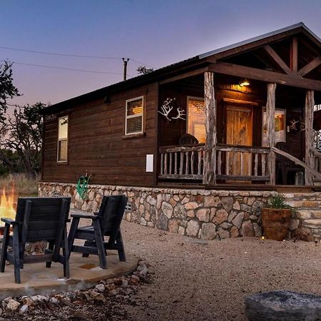 Rockin' R Ranch - 4 Cabins & Sleeps 10 Fredericksburg Exterior photo